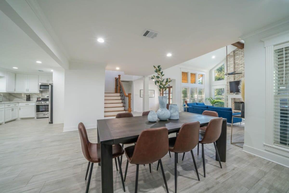 Holiday home Bright And Spacious For W Pool -over 30 Nights- Houston