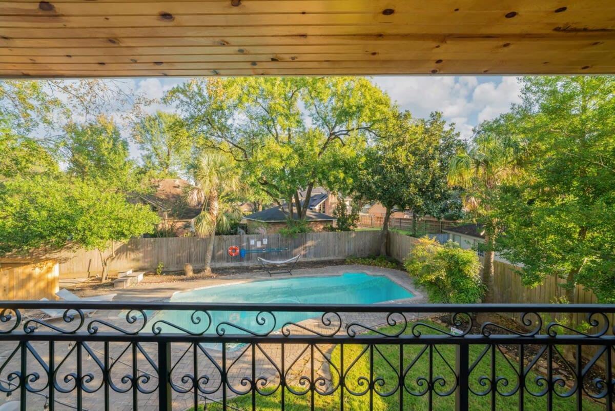 Bright And Spacious For W Pool -over 30 Nights- * Houston