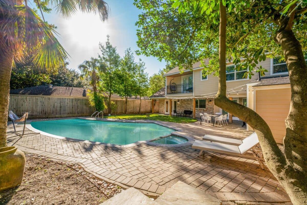 Bright And Spacious For W Pool -over 30 Nights- Holiday home
