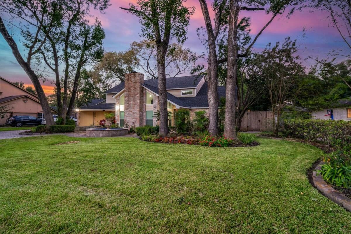Bright And Spacious For W Pool -over 30 Nights- * Houston